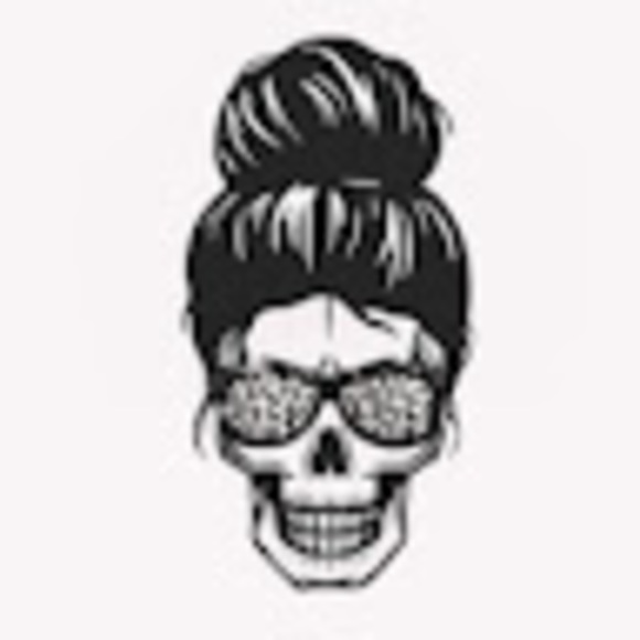 Meet your Posher, Alexandra - Picture 1 of 1